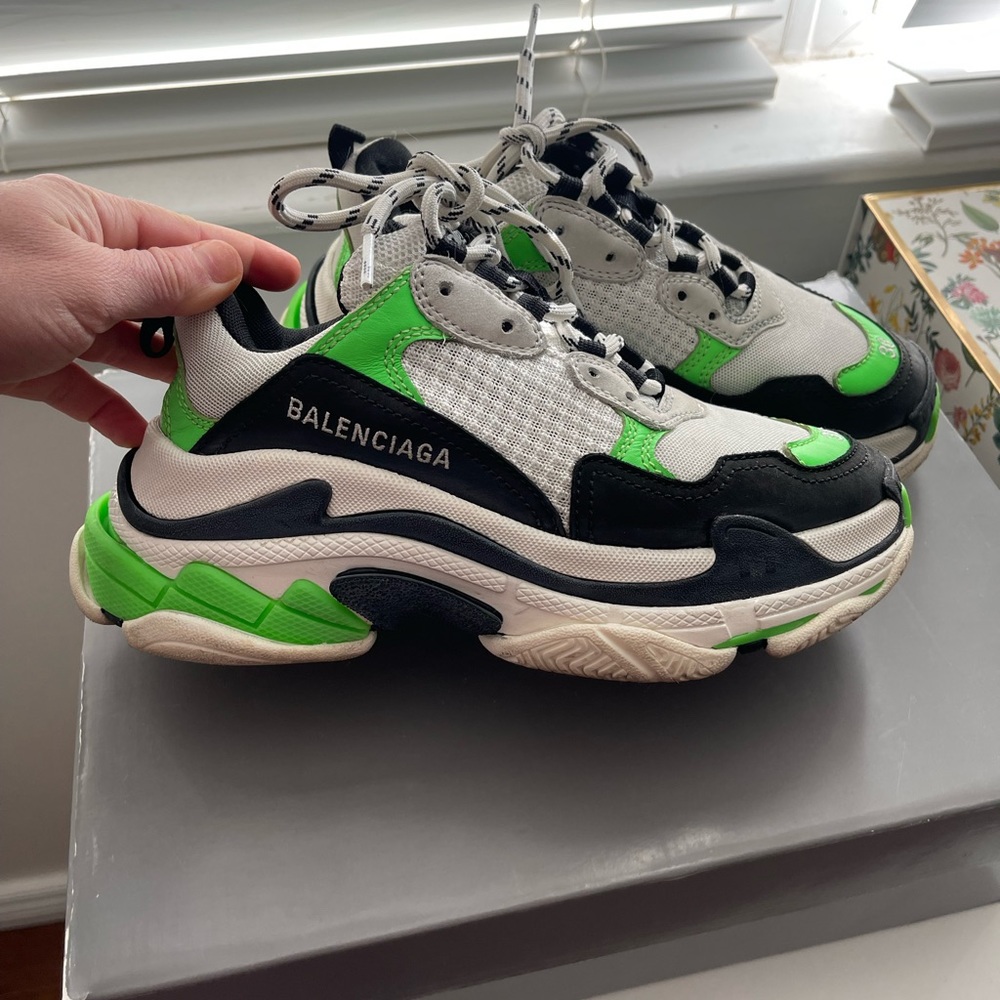 Balenciaga triple S